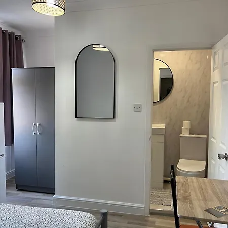 Oxborne Rooms Uk - Gardner Лондон Экстерьер фото